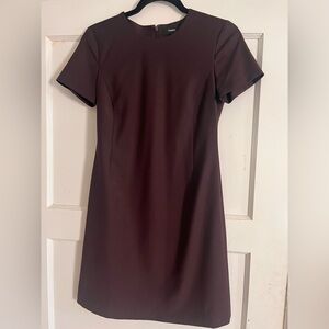 Theory Burgundy Mini Sheath Dress. Size 0- fits a 2 or 4